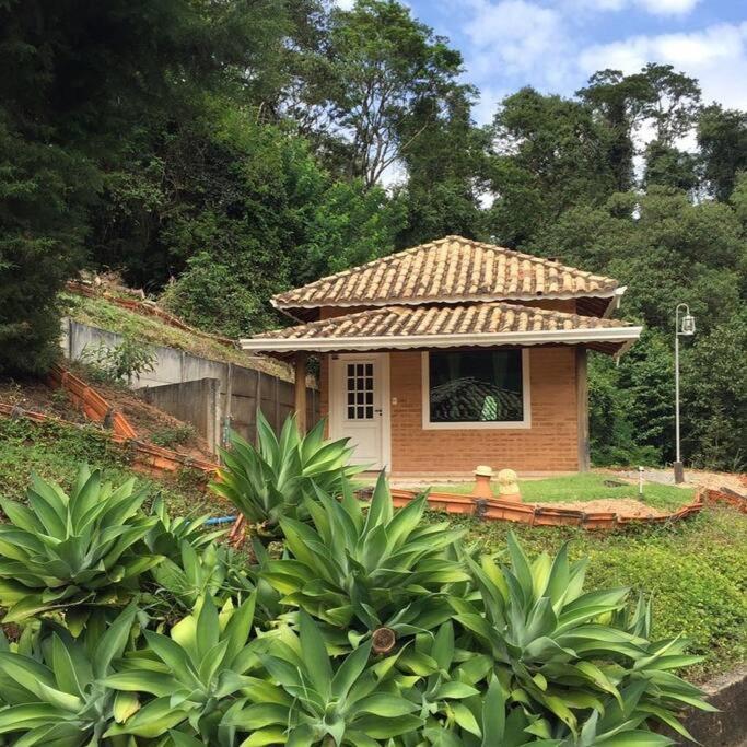 Recanto Dos Beija Flores, Chale Lantana C Монте Алегре до Сул Екстериор снимка